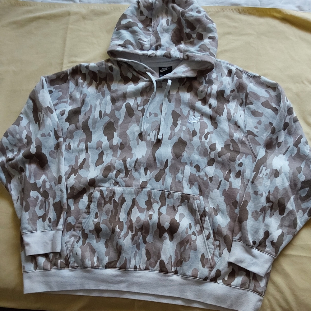 NIKE Hoodie Sweatshirt